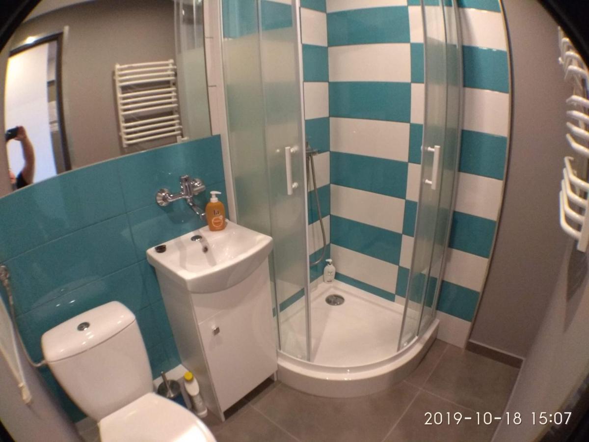 2120 Przyjazni 4 - Tanie Pokoje - Samodzielne Zameldowanie - Self Check In Poznan Dış mekan fotoğraf
